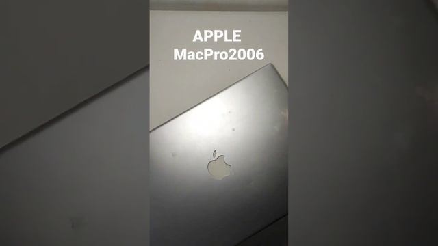 2006年MacBook pro #apple #mac смотреть онлайн