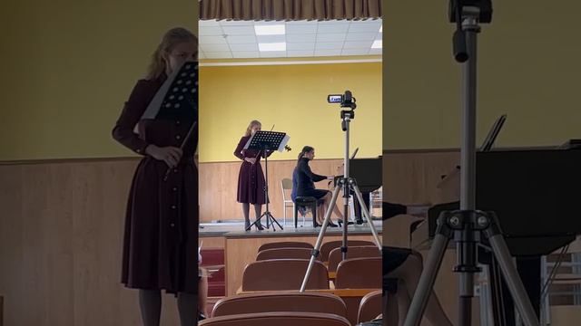 М.Мусоргский «Гопак» смотреть онлайн