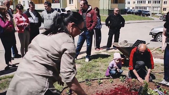 Зеленый день в Волгоградском жилом комплексе "Комарово" смотреть онлайн