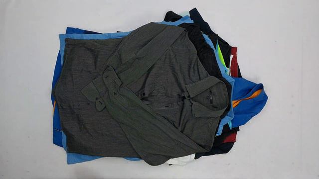 28399 Мужской микс весна-лето MEN / S (extra/1 кат) 31 пак 9.6кг 6.15€/кг 40шт смотреть онлайн