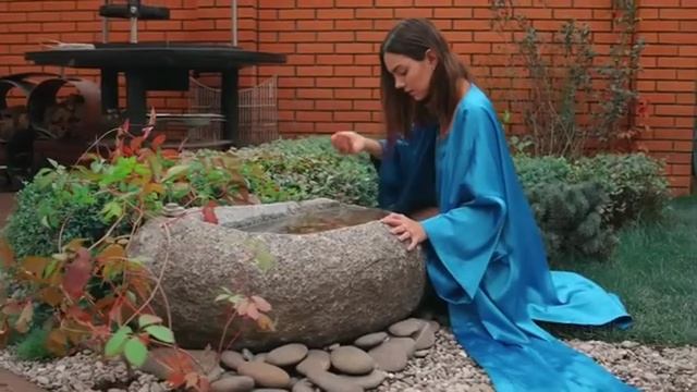 Евгения Медведева обустроила сад в японском стиле смотреть онлайн