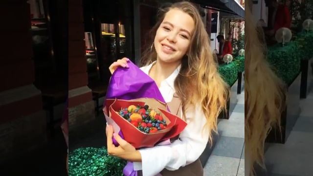 Букет из клубники восхищение смотреть онлайн