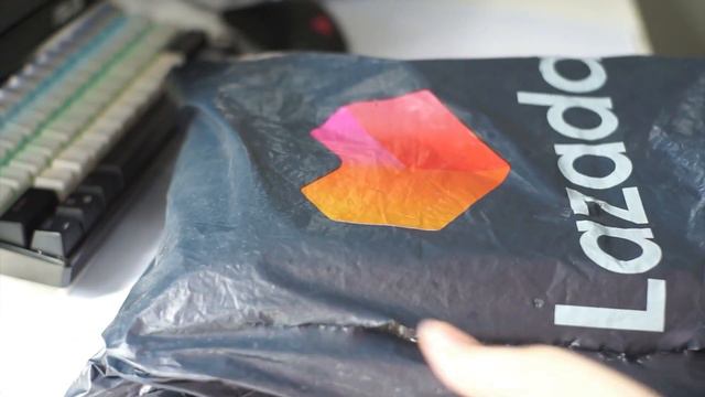 january unboxing | chuck 70, mi true earbuds, razer seiren mini смотреть онлайн
