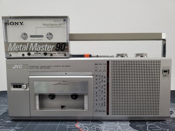 Магнитофон JVC RC-S10RD