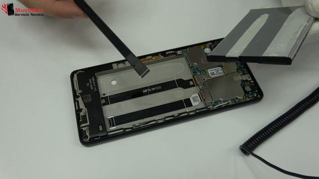 Cambiar Bateria Xperia L3 смотреть онлайн