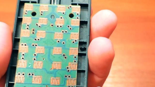 Что внутри пульта от светодиодной лампочки смотреть онлайн