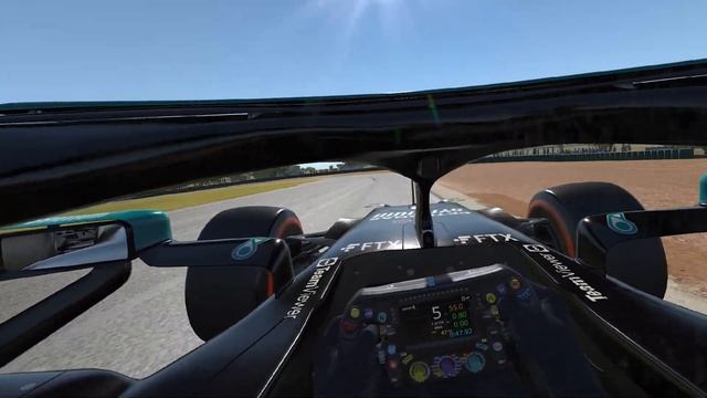 Looking inside the Oculus Quest 2 | iRacing смотреть онлайн