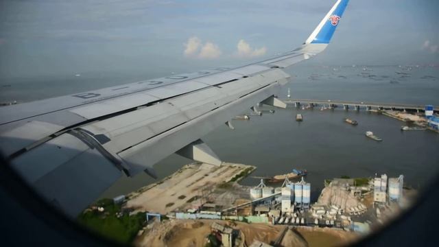 Landing to Shenzhen Bao'an International Airport - Shenzhen China смотреть онлайн