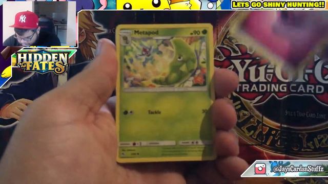 BRINGING BACK THE SHINIES! // HIDDEN FATES ELITE TRAINER BOX OPENING смотреть онлайн