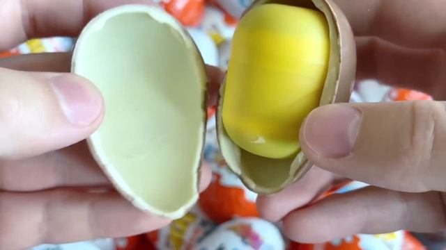 200 Kinder Surprise Eggs / ASMR Satisfying video / A Lot of Candy смотреть онлайн