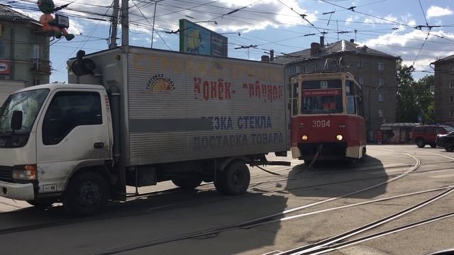 Заводим трамвай "с толкача" смотреть онлайн