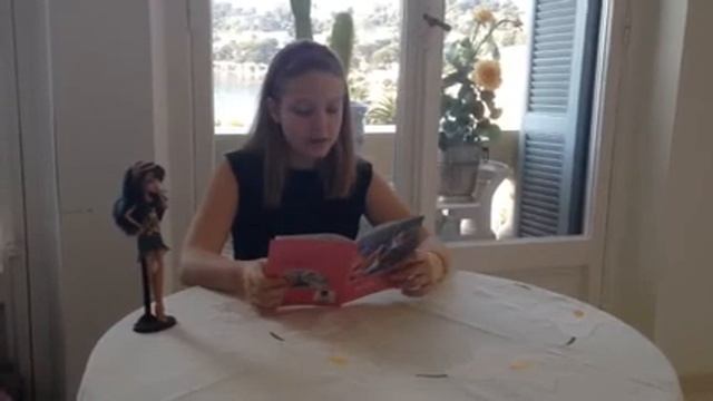 Я читаю книгу на французском языке (Martine un mercredi pas смотреть онлайн