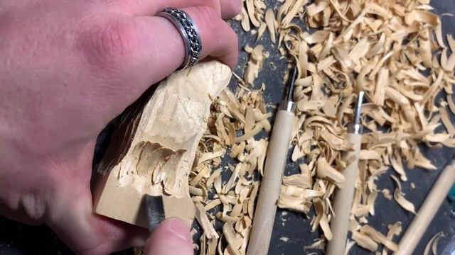 Carving the Black Knight from Monty Python The Holy Grail смотреть онлайн