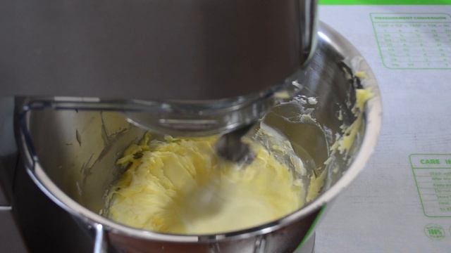 Торт "Тропик" с ананасами и заварным кремом на сметане | "Tropic" cake with pineapples смотреть онлайн