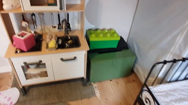 Уборка в детской / Распаковка детских книг / Новый шкаф Икеа для детской смотреть онлайн