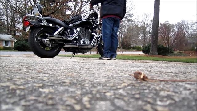 Honda Shadow VT1100 Spirit, Cobras Vs. Vance & Hines Longshots