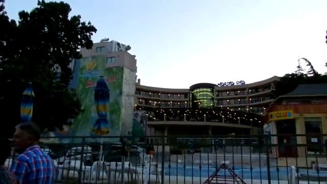 Болгария Золотые Пески - Черное море. Курорт Золотые пески прогулка по набережной 3 смотреть онлайн