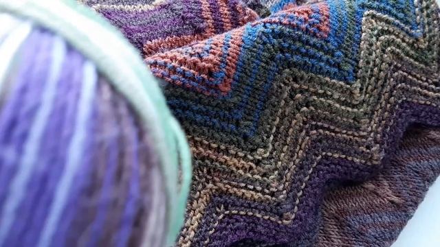 ШАРФ (ПАЛАНТИН) ЖЕНСКИЙ, СВЯЗАННЫЙ СПИЦАМИ ИЗ СЕКЦИОННОЙ ПРЯЖИ. ЧТО ТАКОЕ ПАЛАНТИН, ОТЛИЧИЕ ОТ ШАРФ смотреть онлайн