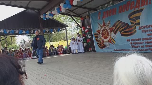 Встанем, пока ещё живы и правда за нами! День победы со слезами на глазах!