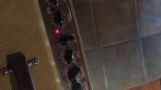Fender blues deville problem смотреть онлайн