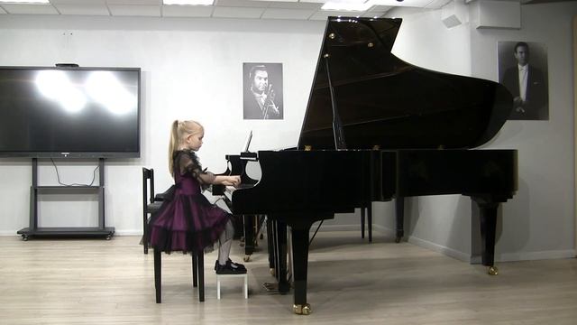 Калинина Варя. А. Гедике - "Танец". смотреть онлайн