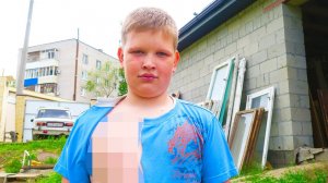 В гостях у толстого школьника грифера ! Поговорили с его мамкой