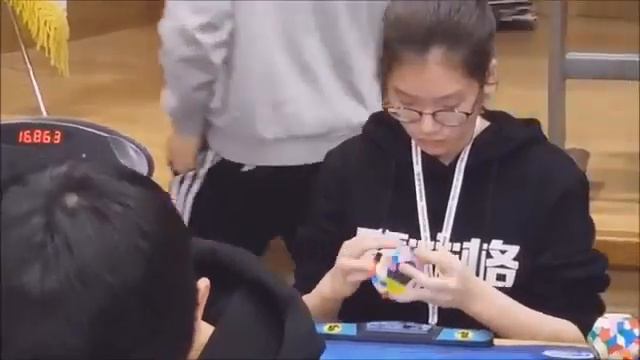 Новый Мировой рекорд по сборке Мегаминкса 32.03сек! New Megaminx World Record 32.03s Yu Da Hyun