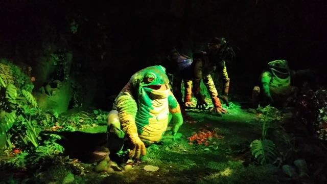 Шоу аниматрониксов в Астане 2 часть смотреть онлайн