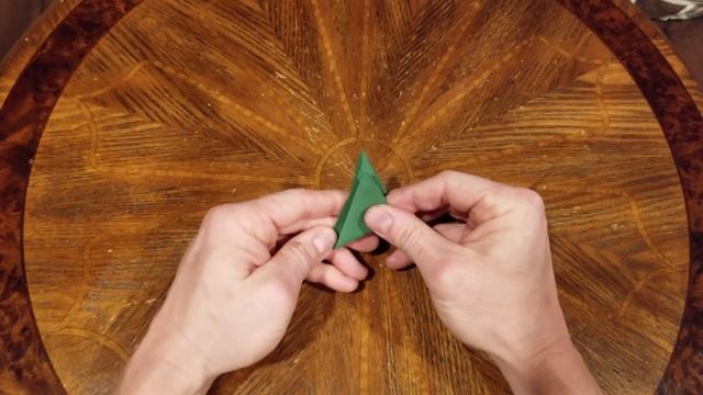 Origami 4 Leaf Clover - How to make a four leaf clover - Slow Tutorial смотреть онлайн