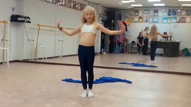 Восточный танец студия Шахира Бутанова Ирина Город Верхняя Пышма смотреть онлайн