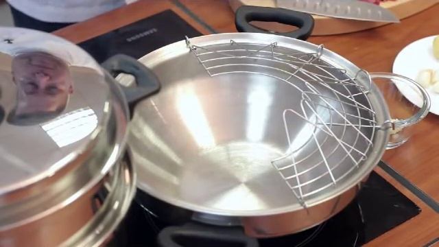 Кисло-сладкая телятина на сковороде ВОК от iCook смотреть онлайн