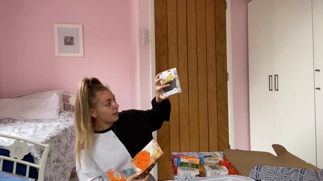 HUGE HAUL - WHAT I GOT FOR DANCE COLLEGE AND MY NEW HOUSE! смотреть онлайн