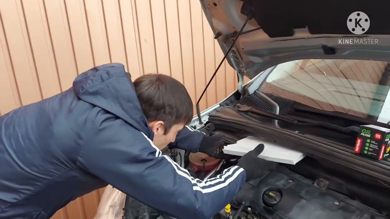 Citroën C4 замена фильтров и масло в ДВС смотреть онлайн