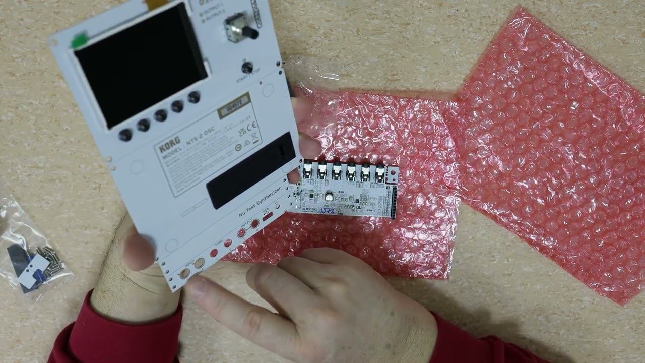 NTS-2 oscilloscope kit + PATCH & TWEAK with KORG: Распаковка и первый взгляд смотреть онлайн