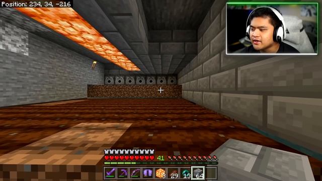 The ENTITIES Will NEVER Find Me in this SECRET Minecraft Base (Realms SMP S4: EP 51) смотреть онлайн