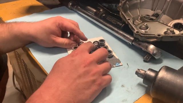 ZX10R CLUTCH REMOVAL & Brock's CLUTCH MOD INSTALL 2011-2019 How To смотреть онлайн