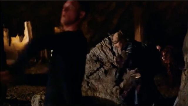 Какой клип подойдёт к этой песни лучше. Конечно 2 смотреть онлайн