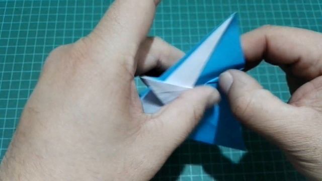 Muñeca Japonesa No.2 ? ? Del libro Creative Origami de Akira Yoshizawa смотреть онлайн