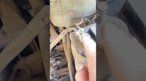 Как запустить машину без ключа.Как замкнуть стартер на пассате