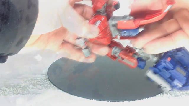 Video Review of the Transformers Generations Optimus Prime War for Cybertron RUS смотреть онлайн