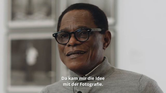 Samuel Fosso über seine Kunst смотреть онлайн