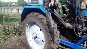 Мтз 80.1 Д. Дима пашет огород