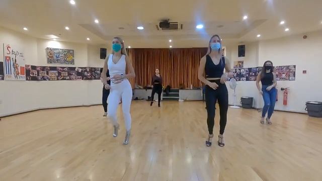 Tetema - Urban Kizomba Lady Style смотреть онлайн
