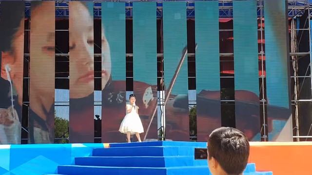 Подари улыбку миру 6 лет Күзембаева Медина смотреть онлайн