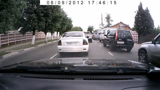 Хам на дороге (25): автобус, Приора и троллейбус смотреть онлайн