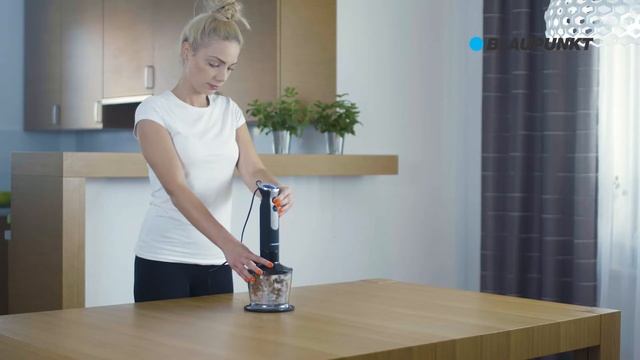 Blender ręczny HBD501BK смотреть онлайн