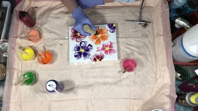 (131) Airbrushed Flowers Acrylic Pouring смотреть онлайн