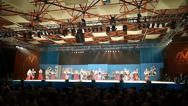 Ансамбль Чайка "Гопак" смотреть онлайн