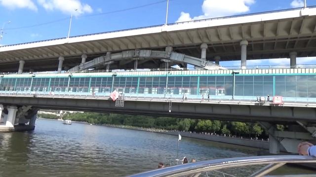 Redisson royal moscow смотреть онлайн