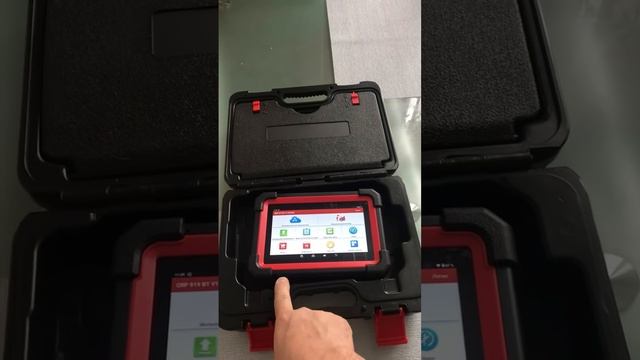 Диагностический сканер Launch X 431 CRP 919e BT смотреть онлайн